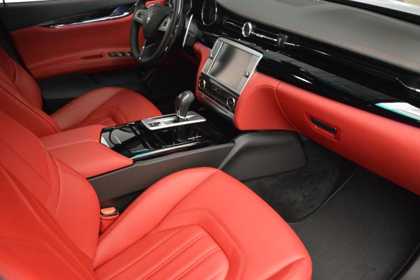 New 2016 Maserati Quattroporte S Q4 ******* DEALERS DEMO for sale Sold at Maserati of Greenwich in Greenwich CT 06830 21