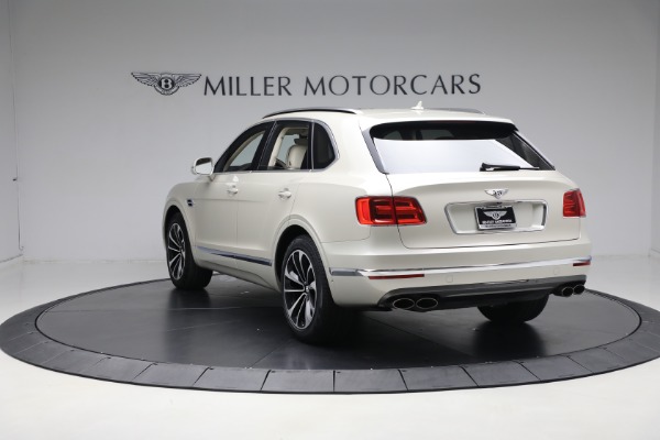Used 2018 Bentley Bentayga Signature Edition for sale Sold at Maserati of Greenwich in Greenwich CT 06830 5
