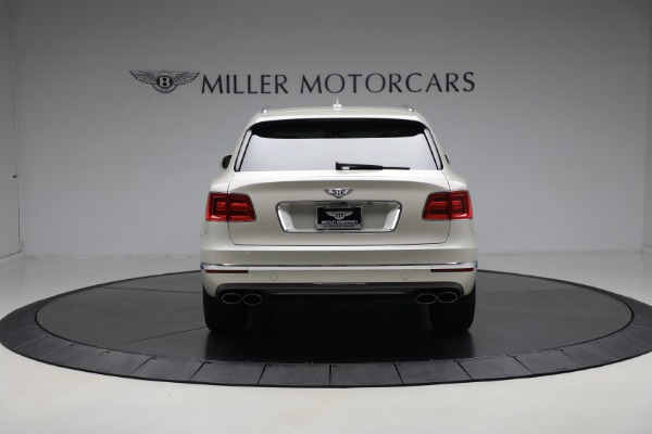 Used 2018 Bentley Bentayga Signature Edition for sale Sold at Maserati of Greenwich in Greenwich CT 06830 6