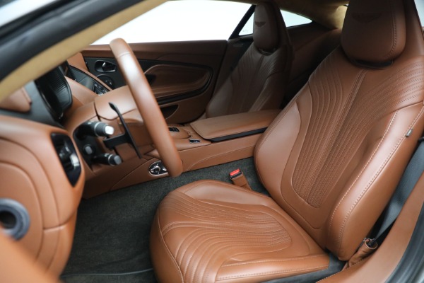 Used 2018 Aston Martin DB11 V12 for sale $127,900 at Maserati of Greenwich in Greenwich CT 06830 15