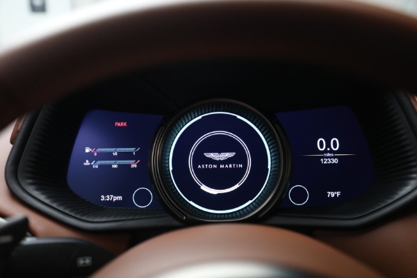 Used 2018 Aston Martin DB11 V12 for sale $127,900 at Maserati of Greenwich in Greenwich CT 06830 17