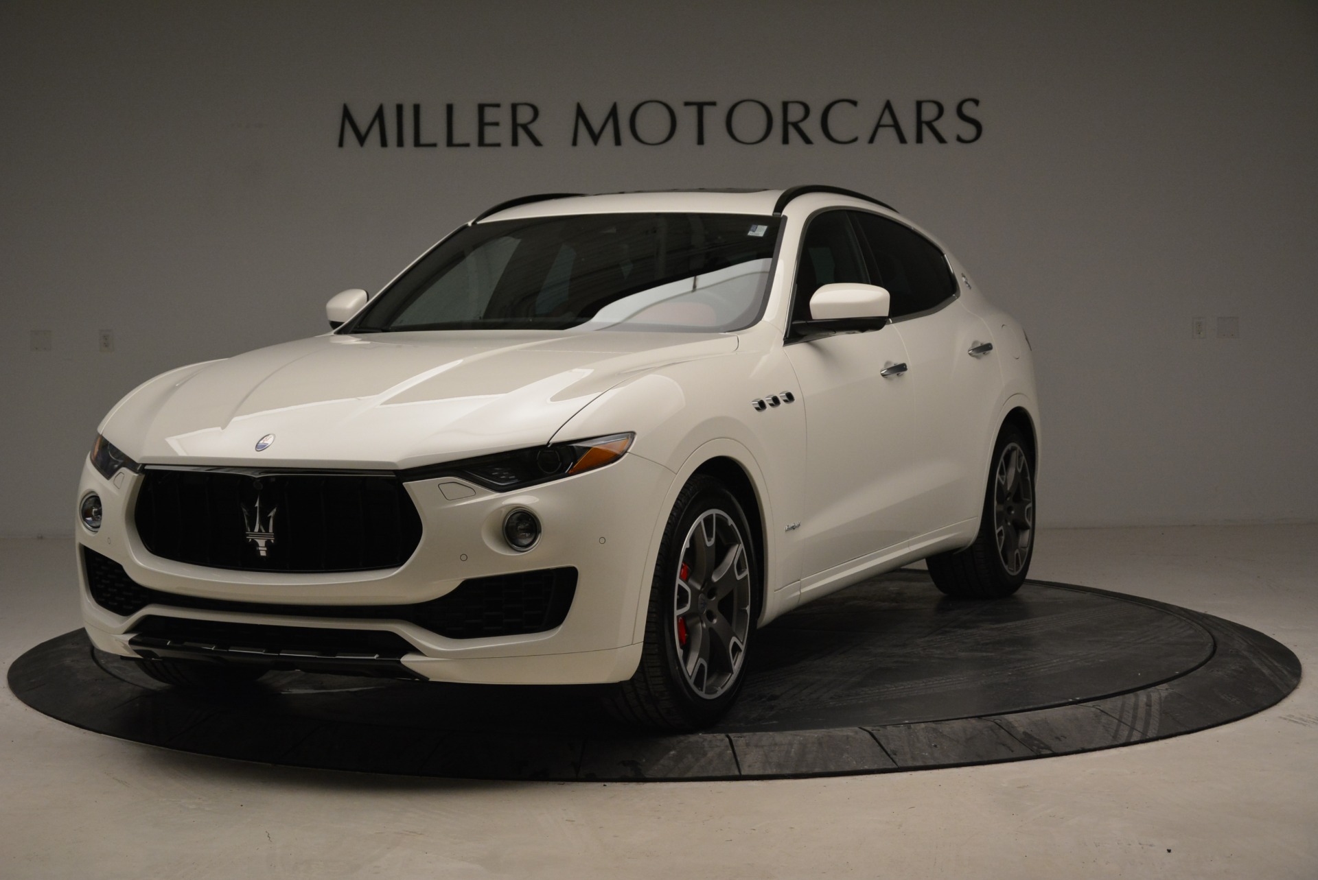 New 2018 Maserati Levante S Q4 Gransport for sale Sold at Maserati of Greenwich in Greenwich CT 06830 1