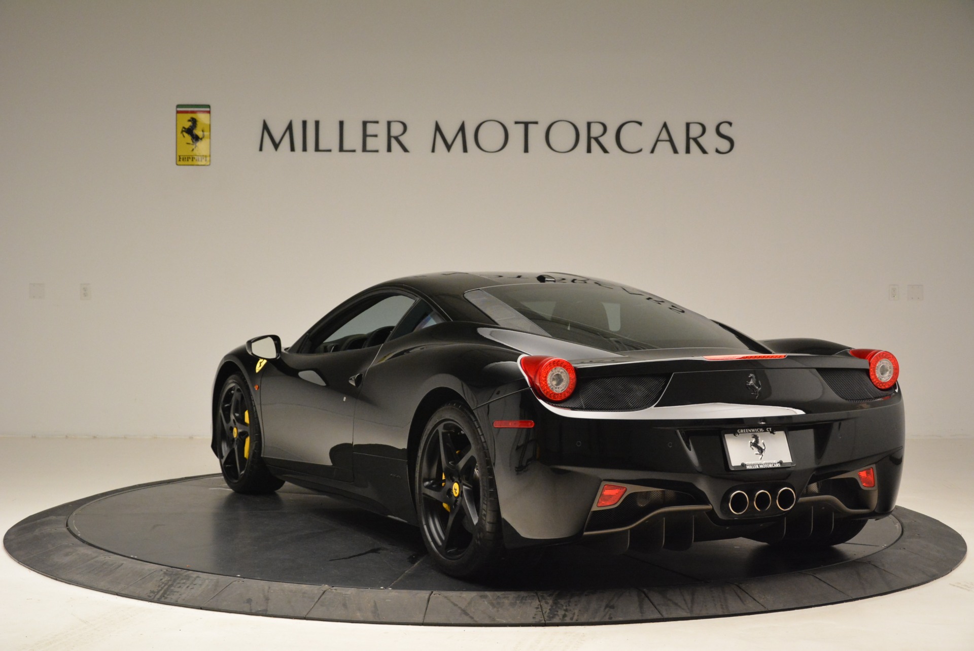 2011 ferrari 458 italia price