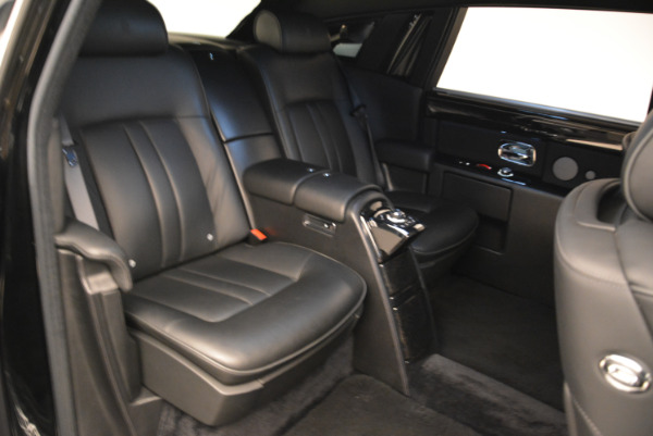 Used 2014 Rolls-Royce Phantom EWB for sale Sold at Maserati of Greenwich in Greenwich CT 06830 14