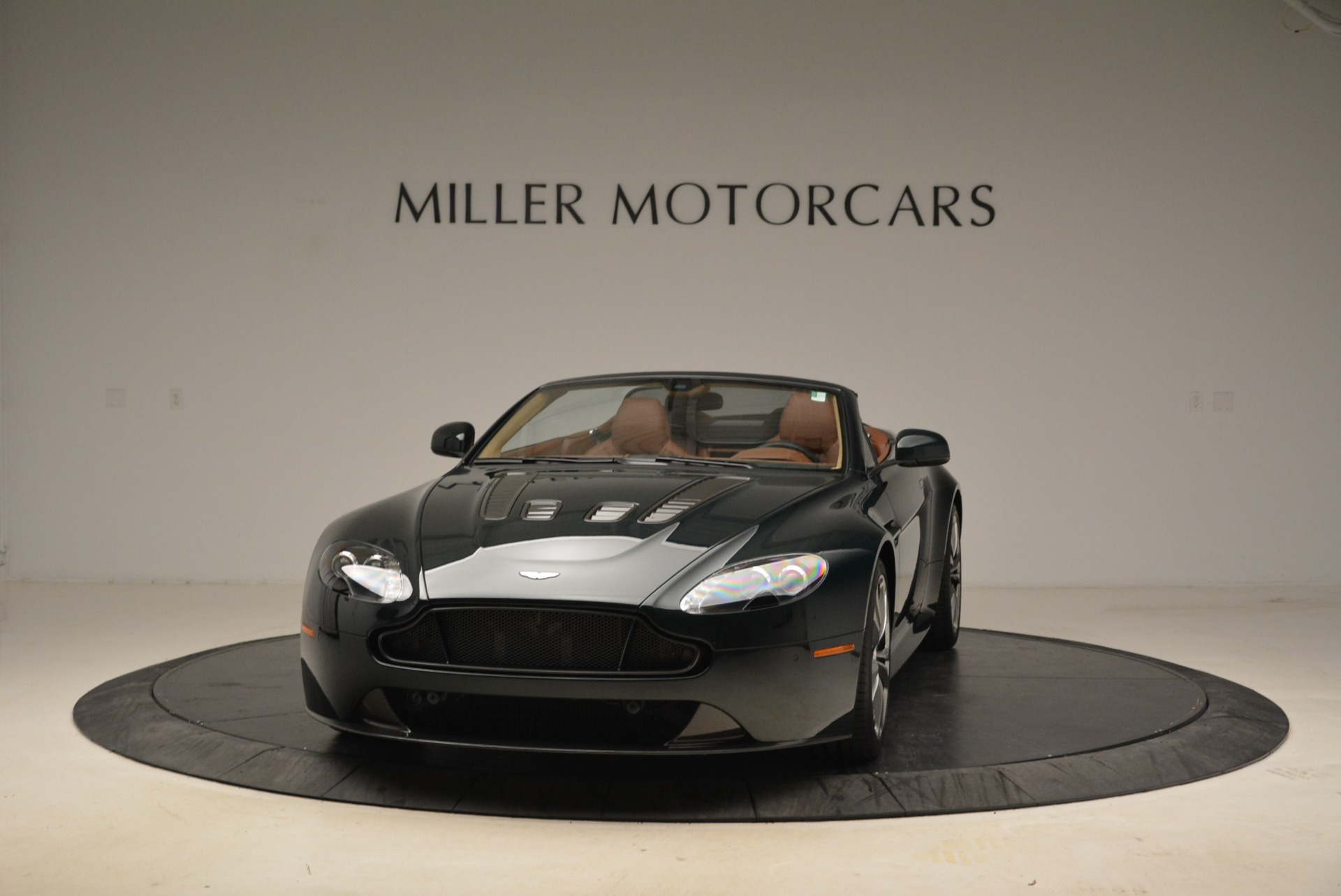 Used 2017 Aston Martin V12 Vantage S Roadster for sale Sold at Maserati of Greenwich in Greenwich CT 06830 1