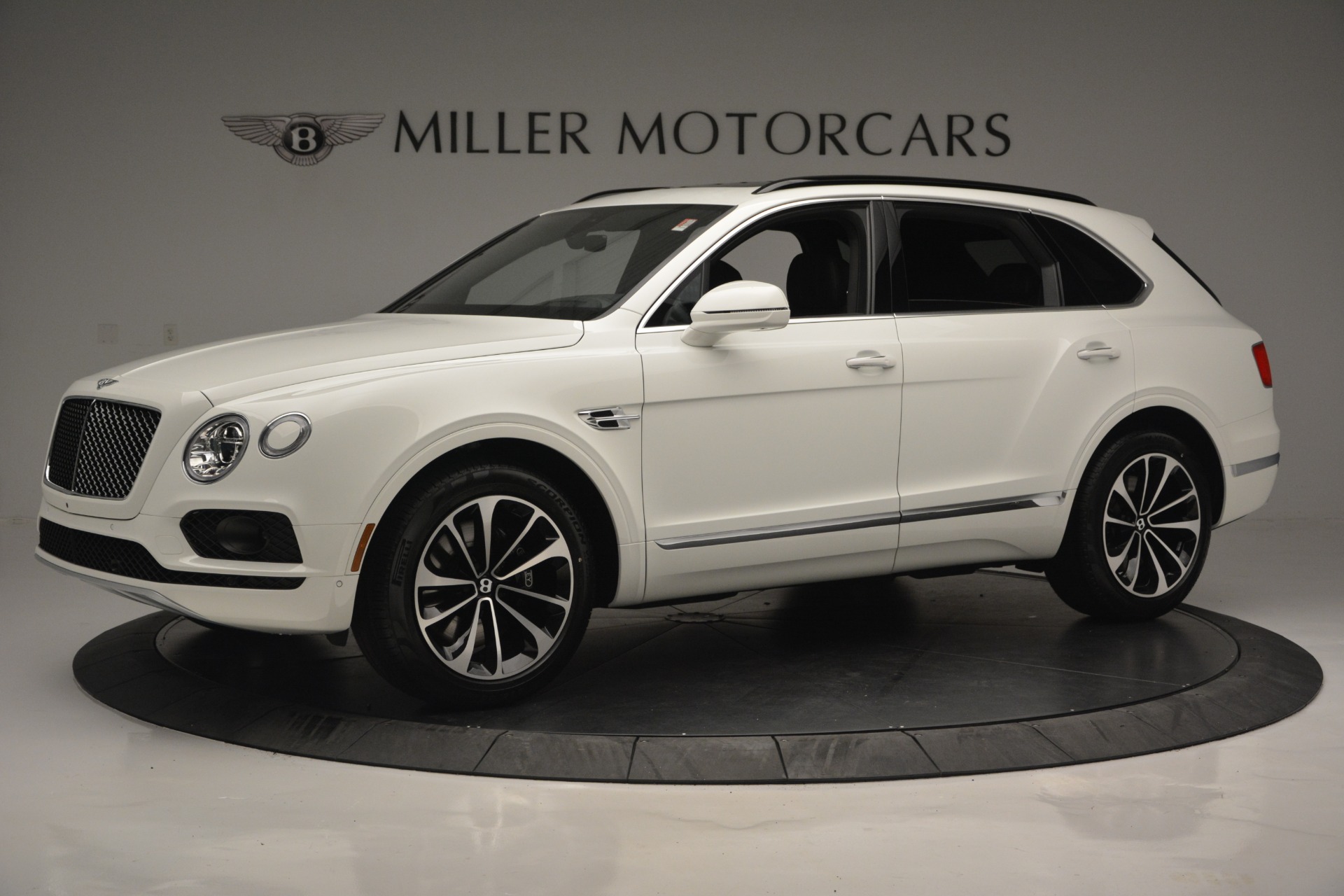 Used 2019 Bentley Bentayga V8 for sale Sold at Maserati of Greenwich in Greenwich CT 06830 1