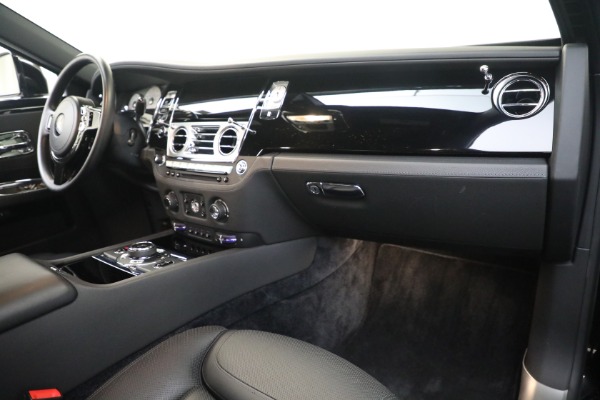 Used 2016 Rolls-Royce Ghost Series II for sale $169,900 at Maserati of Greenwich in Greenwich CT 06830 24