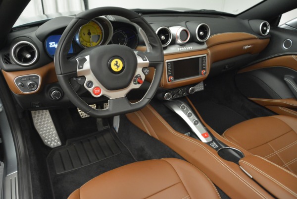 Used 2018 Ferrari California T for sale Sold at Maserati of Greenwich in Greenwich CT 06830 25