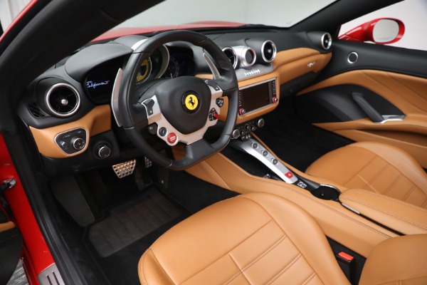 Used 2016 Ferrari California T Handling Speciale for sale Sold at Maserati of Greenwich in Greenwich CT 06830 19