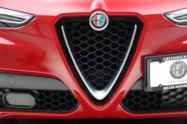 Used 2018 Alfa Romeo Stelvio Sport Q4 for sale Sold at Maserati of Greenwich in Greenwich CT 06830 13