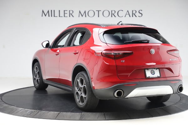 Used 2018 Alfa Romeo Stelvio Sport Q4 for sale Sold at Maserati of Greenwich in Greenwich CT 06830 5