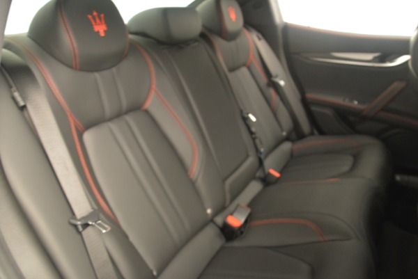 New 2018 Maserati Ghibli SQ4 GranSport Nerissimo for sale Sold at Maserati of Greenwich in Greenwich CT 06830 19