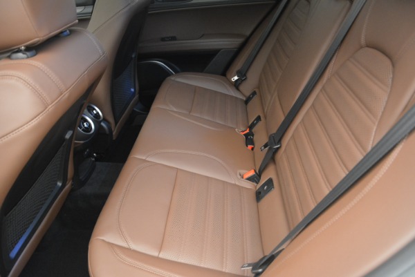Used 2018 Alfa Romeo Stelvio Ti Sport Q4 for sale $36,900 at Maserati of Greenwich in Greenwich CT 06830 18