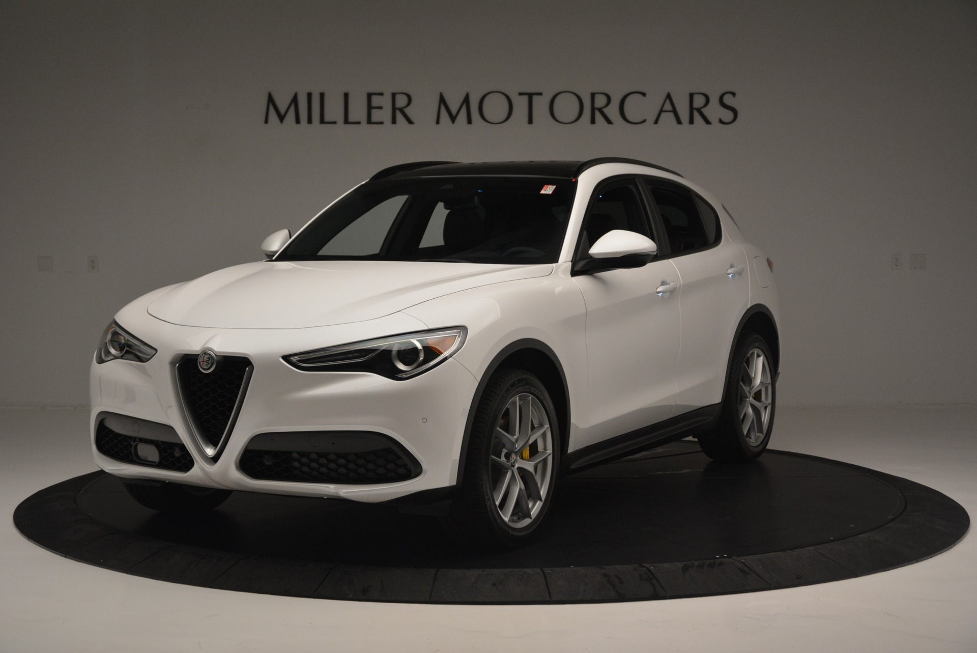 Used 2018 Alfa Romeo Stelvio Ti Sport Q4 for sale $36,900 at Maserati of Greenwich in Greenwich CT 06830 1