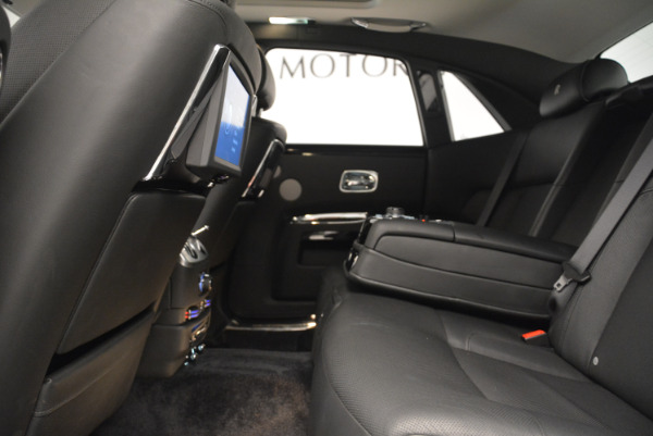Used 2012 Rolls-Royce Ghost for sale Sold at Maserati of Greenwich in Greenwich CT 06830 19