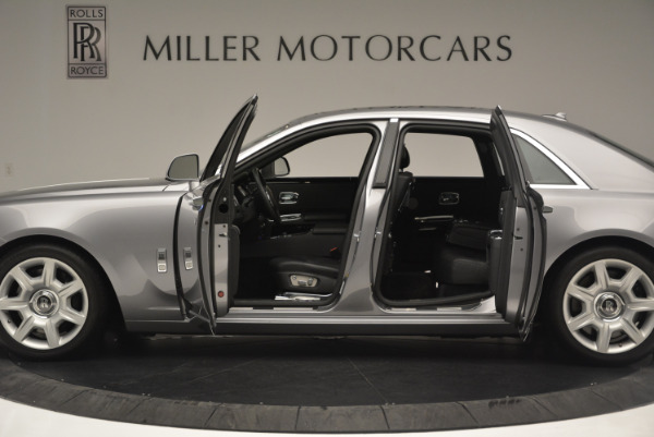 Used 2012 Rolls-Royce Ghost for sale Sold at Maserati of Greenwich in Greenwich CT 06830 3