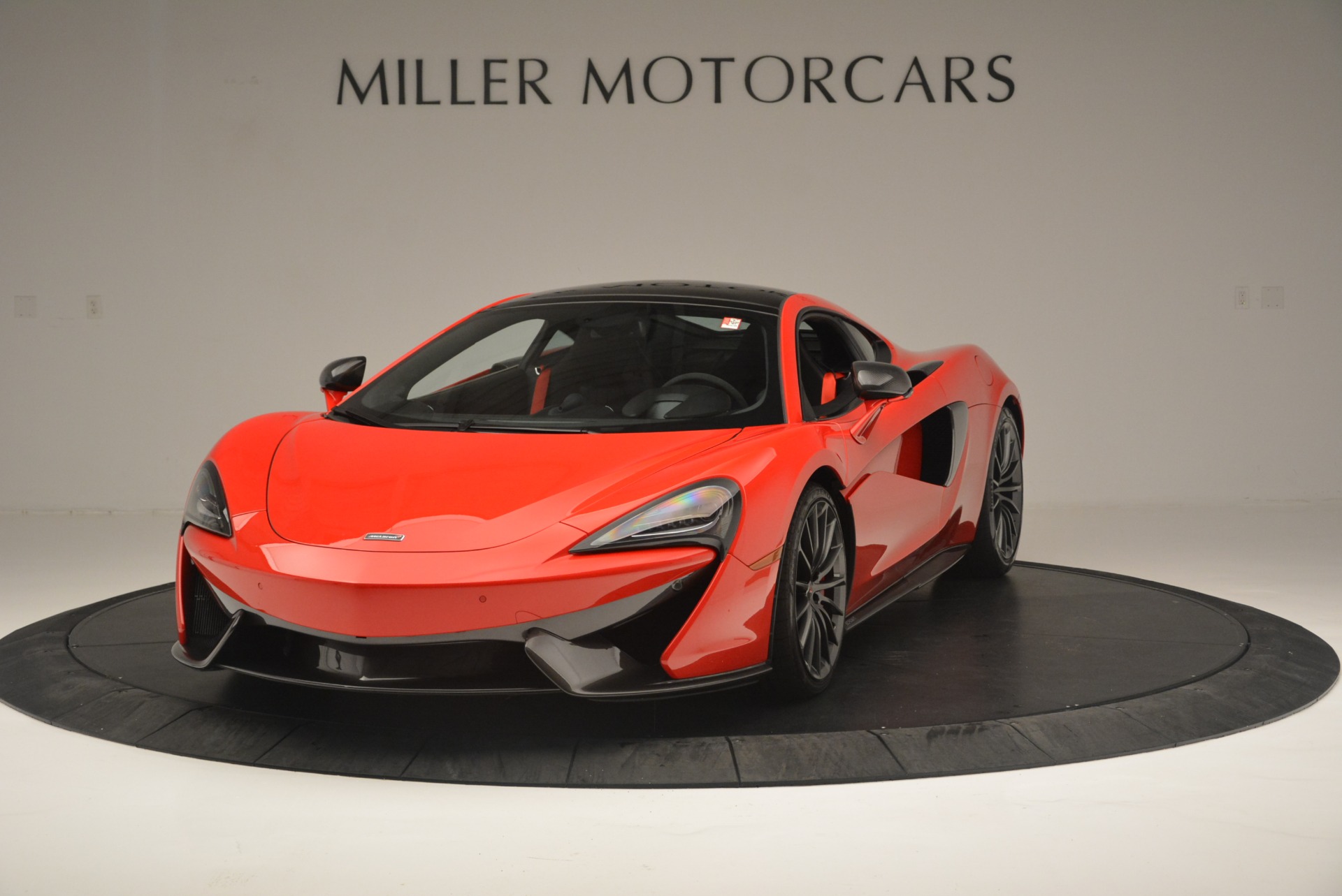 Used 2018 McLaren 570GT for sale Sold at Maserati of Greenwich in Greenwich CT 06830 1