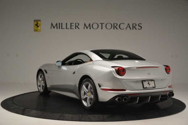 Used 2015 Ferrari California T for sale Sold at Maserati of Greenwich in Greenwich CT 06830 17