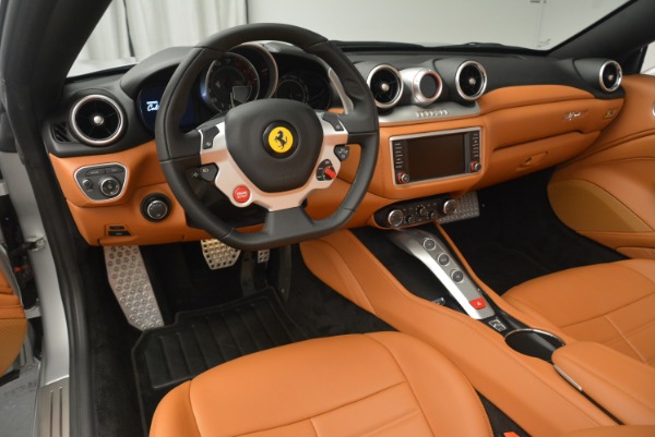 Used 2015 Ferrari California T for sale Sold at Maserati of Greenwich in Greenwich CT 06830 25