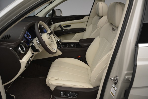 Used 2019 Bentley Bentayga V8 for sale $169,900 at Maserati of Greenwich in Greenwich CT 06830 18