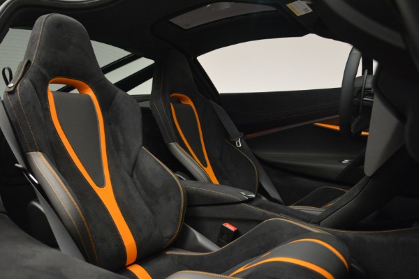 Used 2019 McLaren 720S Coupe for sale Sold at Maserati of Greenwich in Greenwich CT 06830 19