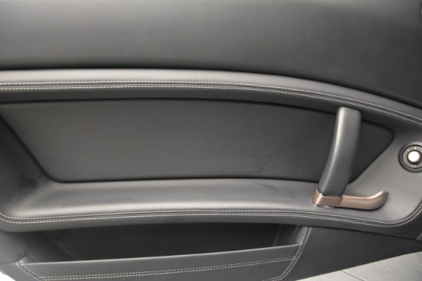Used 2013 Ferrari California 30 for sale $113,900 at Maserati of Greenwich in Greenwich CT 06830 28