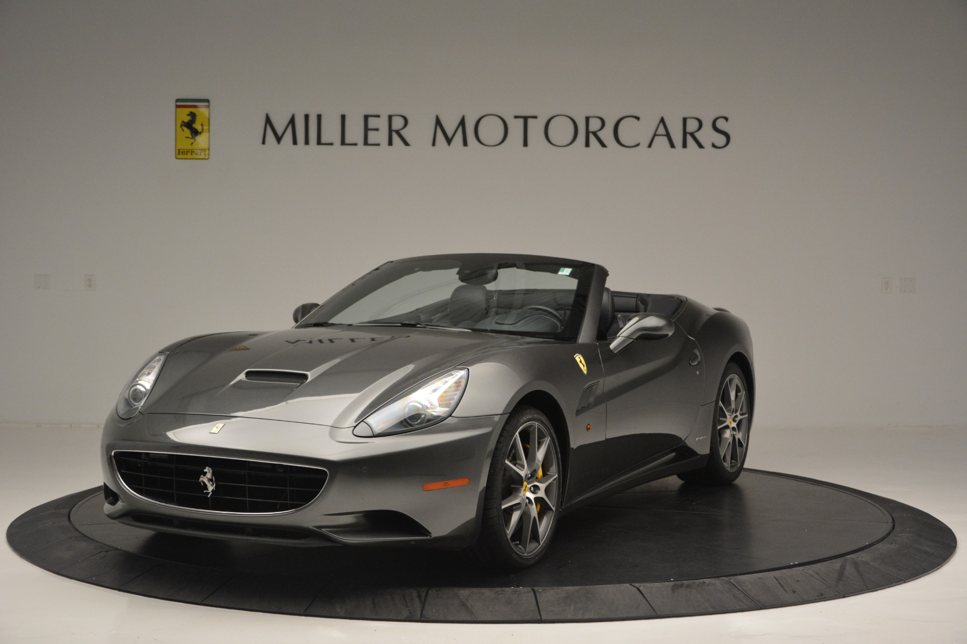 Used 2013 Ferrari California 30 for sale $113,900 at Maserati of Greenwich in Greenwich CT 06830 1