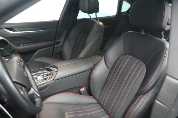New 2019 Maserati Levante Q4 GranLusso for sale $86,940 at Maserati of Greenwich in Greenwich CT 06830 15