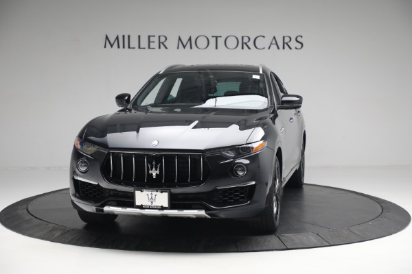 New 2019 Maserati Levante Q4 GranLusso for sale $86,940 at Maserati of Greenwich in Greenwich CT 06830 1