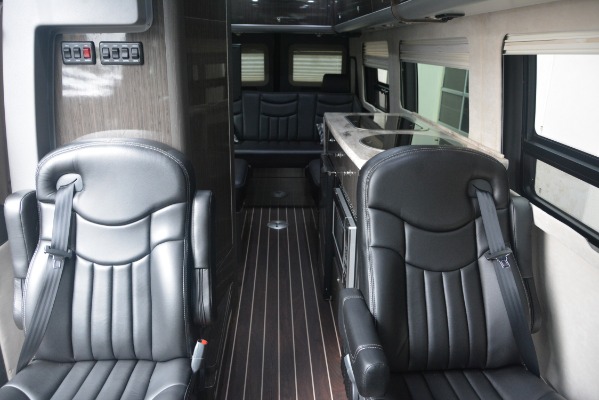 Used 2014 Mercedes-Benz Sprinter 3500 Airstream Lounge Extended for sale Sold at Maserati of Greenwich in Greenwich CT 06830 14