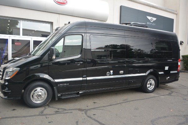 Used 2014 Mercedes-Benz Sprinter 3500 Airstream Lounge Extended for sale Sold at Maserati of Greenwich in Greenwich CT 06830 2