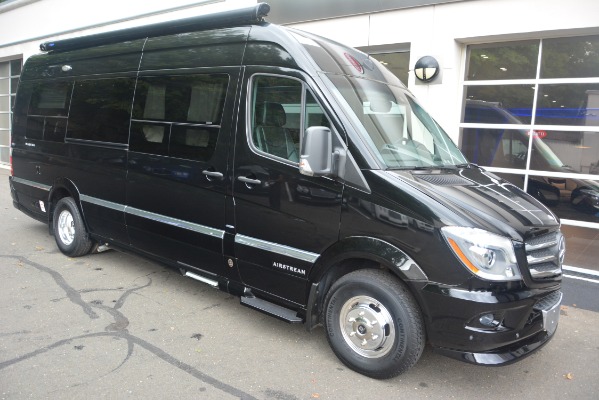 Used 2014 Mercedes-Benz Sprinter 3500 Airstream Lounge Extended for sale Sold at Maserati of Greenwich in Greenwich CT 06830 8