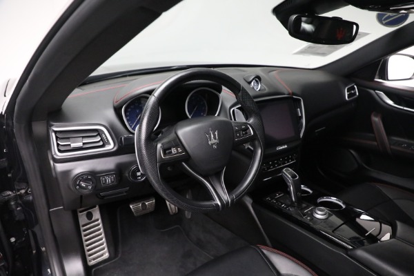 Used 2019 Maserati Ghibli S Q4 GranSport for sale $46,900 at Maserati of Greenwich in Greenwich CT 06830 14