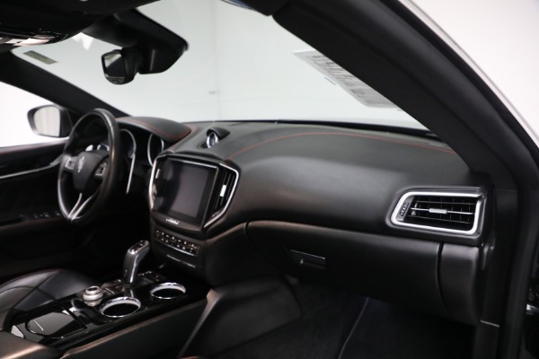 Used 2019 Maserati Ghibli S Q4 GranSport for sale $46,900 at Maserati of Greenwich in Greenwich CT 06830 17