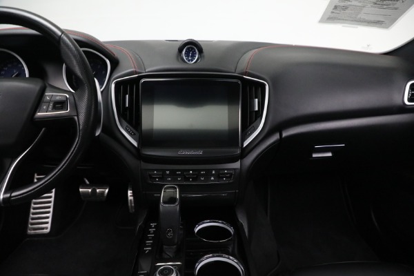 Used 2019 Maserati Ghibli S Q4 GranSport for sale $46,900 at Maserati of Greenwich in Greenwich CT 06830 28