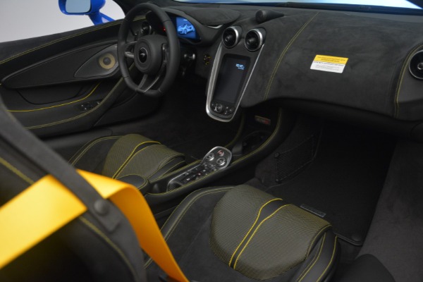 Used 2019 McLaren 570S Spider Convertible for sale $189,900 at Maserati of Greenwich in Greenwich CT 06830 27