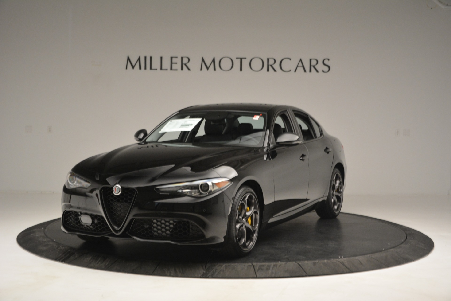 New 2019 Alfa Romeo Giulia Ti Sport Q4 for sale Sold at Maserati of Greenwich in Greenwich CT 06830 1