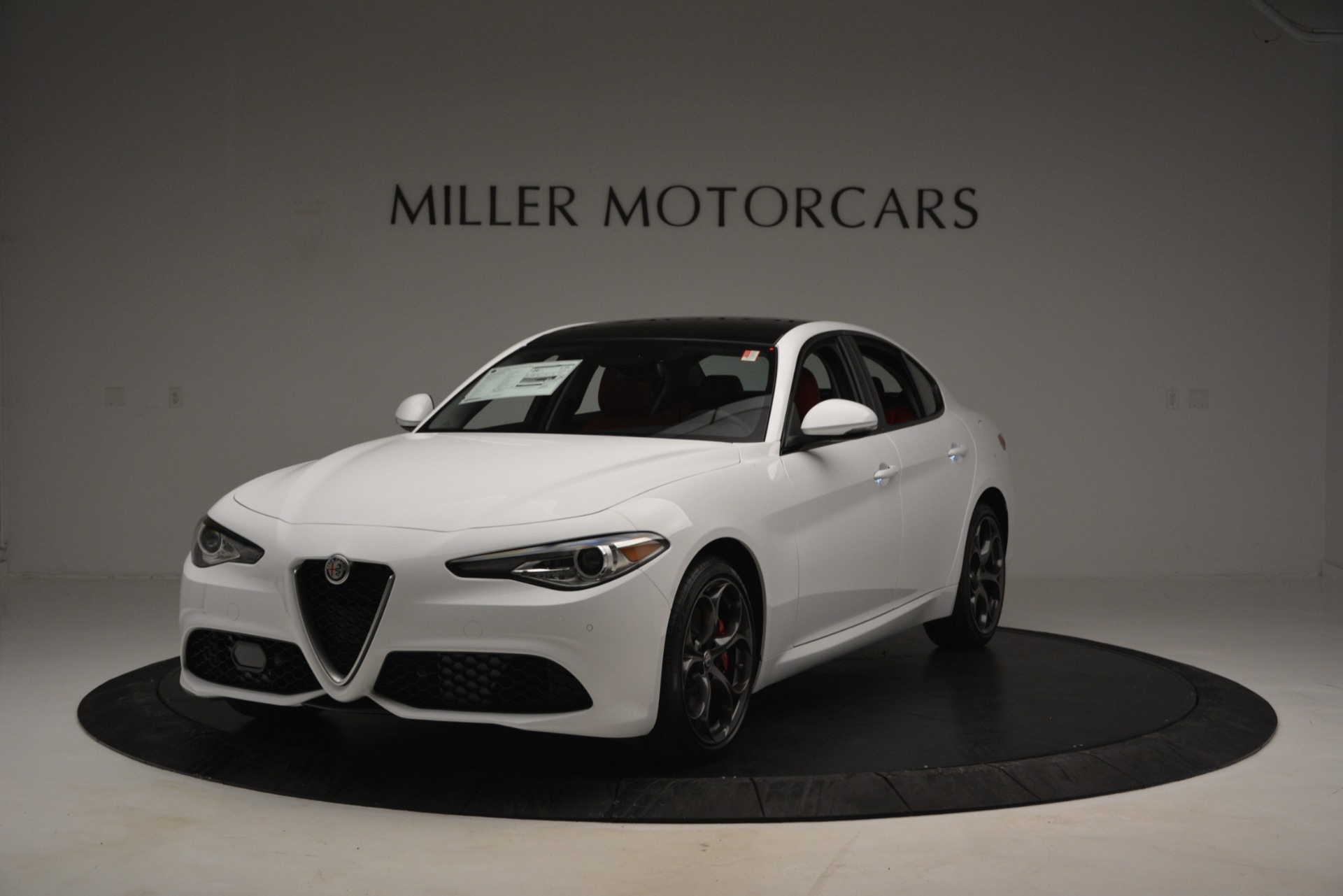 New 2019 Alfa Romeo Giulia Ti Sport Q4 for sale Sold at Maserati of Greenwich in Greenwich CT 06830 1