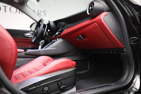 New 2019 Alfa Romeo Giulia Ti Sport Q4 for sale Sold at Maserati of Greenwich in Greenwich CT 06830 20