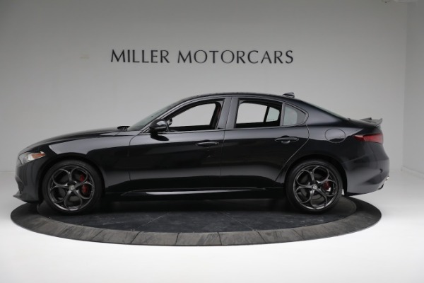 New 2019 Alfa Romeo Giulia Ti Sport Q4 for sale Sold at Maserati of Greenwich in Greenwich CT 06830 4