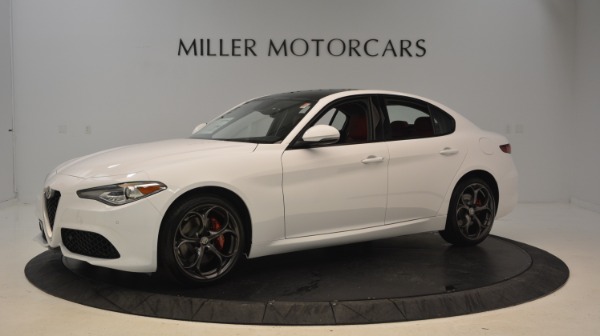 New 2019 Alfa Romeo Giulia Ti Sport Q4 for sale Sold at Maserati of Greenwich in Greenwich CT 06830 2