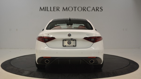 New 2019 Alfa Romeo Giulia Ti Sport Q4 for sale Sold at Maserati of Greenwich in Greenwich CT 06830 6