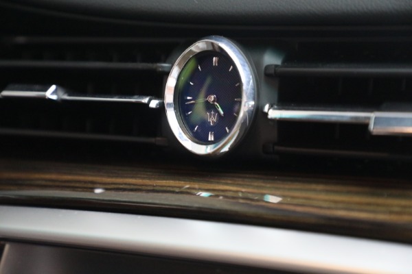 Used 2015 Maserati Quattroporte S Q4 for sale Call for price at Maserati of Greenwich in Greenwich CT 06830 27