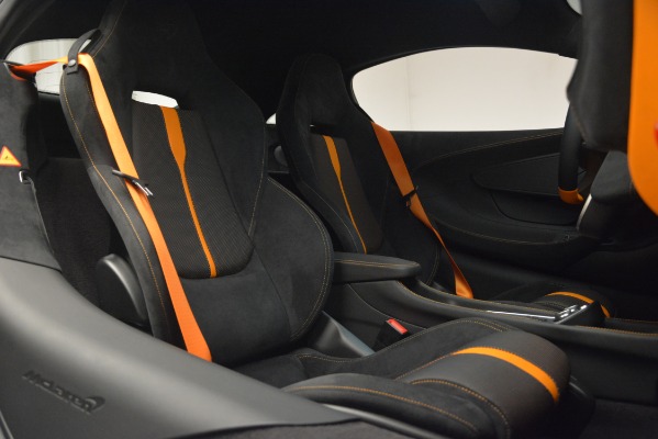 New 2019 McLaren 570S Coupe for sale Sold at Maserati of Greenwich in Greenwich CT 06830 21