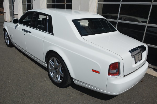 Used 2014 Rolls-Royce Phantom for sale Sold at Maserati of Greenwich in Greenwich CT 06830 5