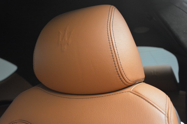 Used 2011 Maserati GranTurismo S Automatic for sale Sold at Maserati of Greenwich in Greenwich CT 06830 21