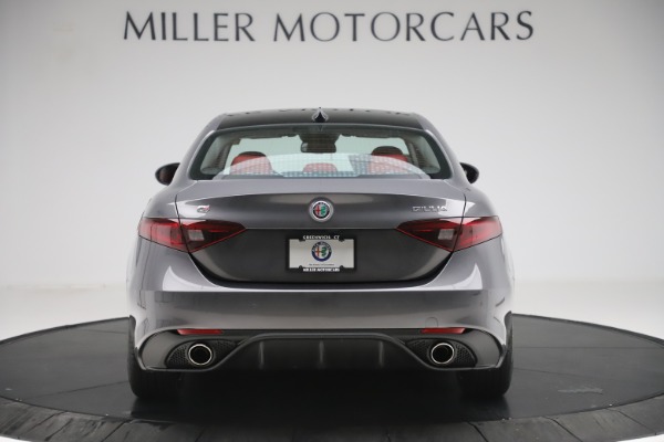 New 2019 Alfa Romeo Giulia Ti Sport Q4 for sale Sold at Maserati of Greenwich in Greenwich CT 06830 6