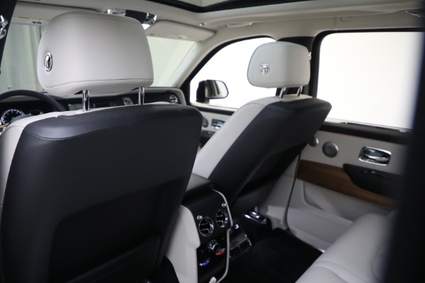 Used 2019 Rolls-Royce Cullinan for sale $329,900 at Maserati of Greenwich in Greenwich CT 06830 15