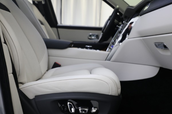 Used 2019 Rolls-Royce Cullinan for sale $329,900 at Maserati of Greenwich in Greenwich CT 06830 20