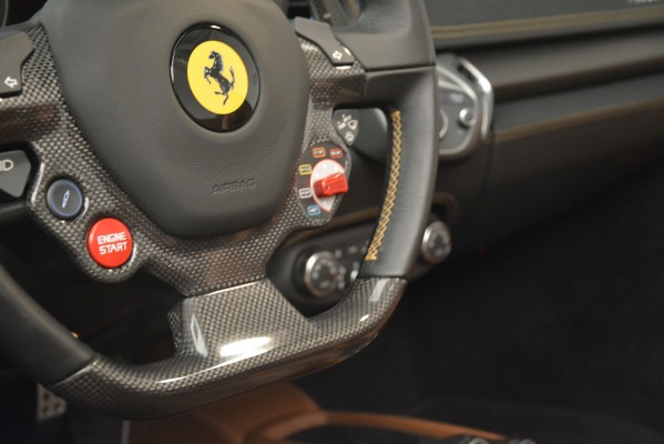 Used 2013 Ferrari 458 Spider for sale $235,900 at Maserati of Greenwich in Greenwich CT 06830 27